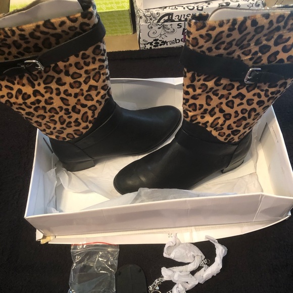 Boots - Picture 2 of 4